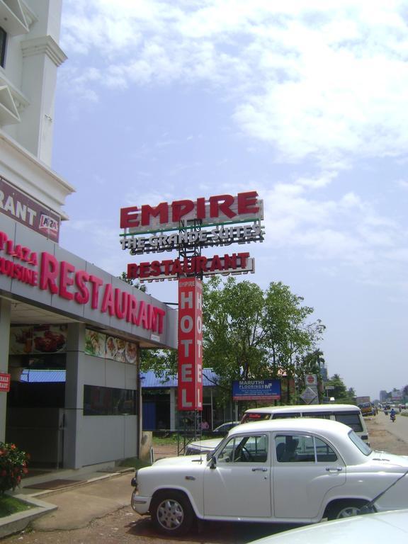 Empire The Grande Suites Kochi Exteriör bild